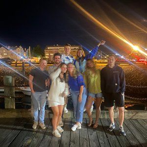 Meet your Posher, Ella